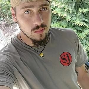 Meet your Posher, Bradley